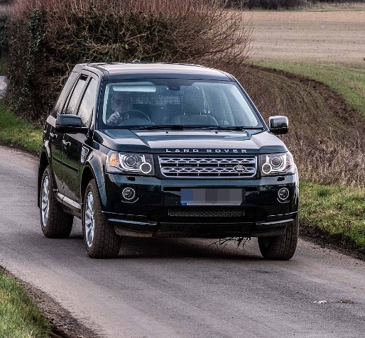 Duke of Edinburgh, Prince Philip, drives himself just two days after his car crash in Sandringham