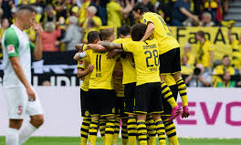 Borussia Dortmund beat Augsburg 5-1