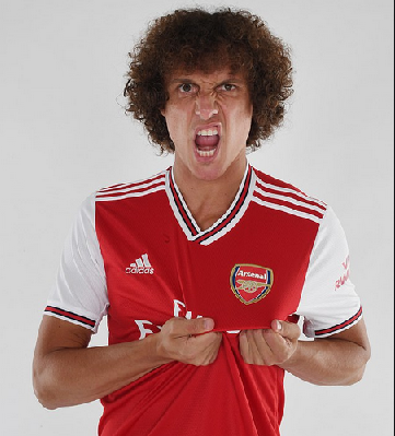 Arsenal sign David Luiz from Chelsea