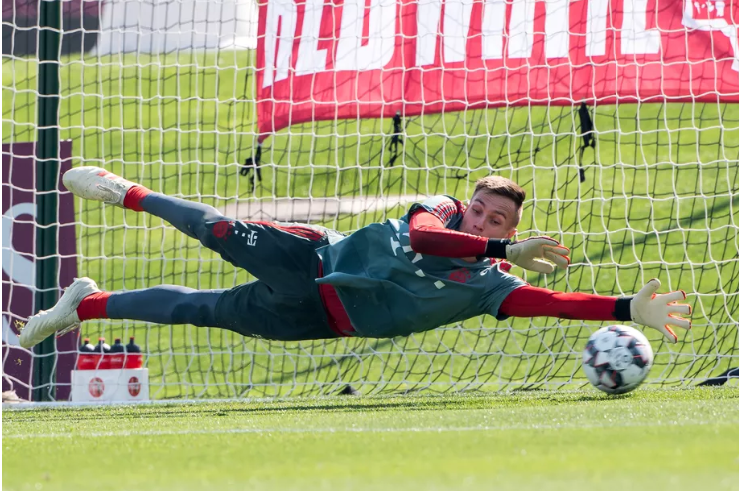 Youngster Bayern Goalkeeper Fruchtl pens a new contract