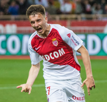Golovin signs a one-year contract extension at Monaco
