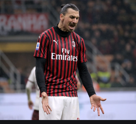 Ibrahimovic injured in Milan training session