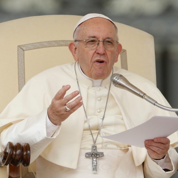 Pope Francis plans to receive Covid-19 this week