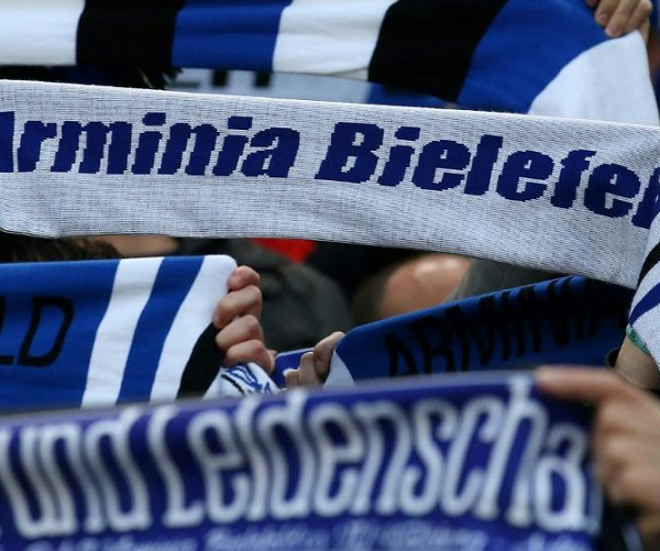 Arminia earn promotion to the Bundesliga after Hamburg draw at home