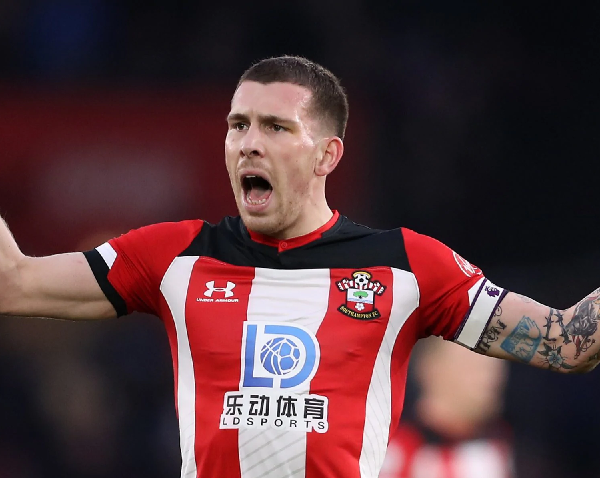 Hojbjerg stripped of Southampton captaincy