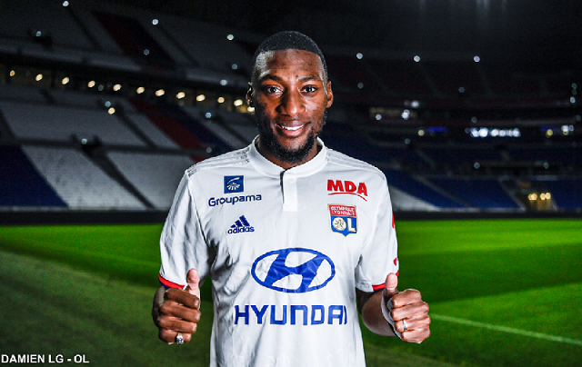 Lyon sign Toko Ekambi from Villareal