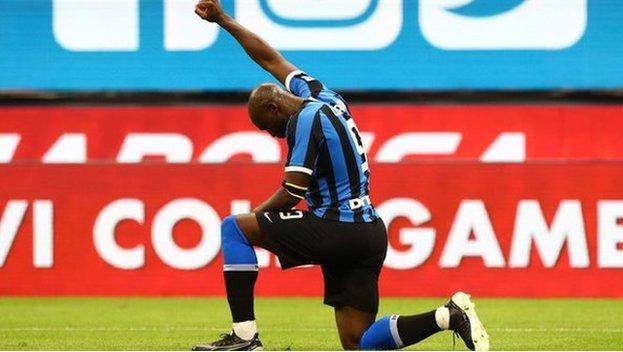 Lukaku scores and takes a knee as Inter resume Serie A season with a win