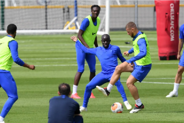 Kante returns to contact training with Chelsea