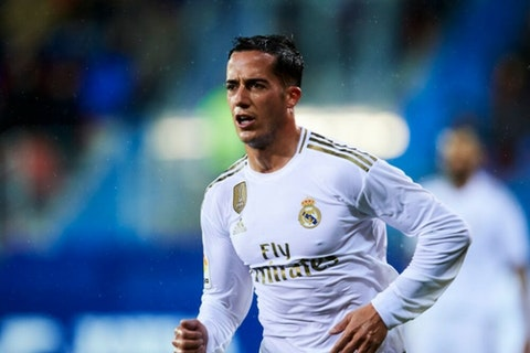 Real Madrid winger Vazquez suffers calf injury