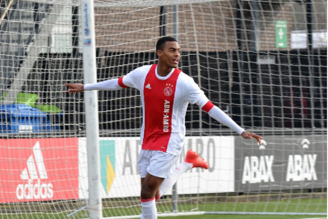 Ajax tie teenager Gravenberch to a new contract