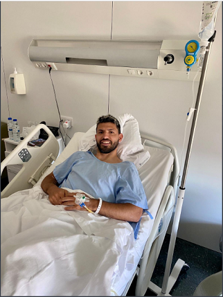 Aguero undergoes knee surgery