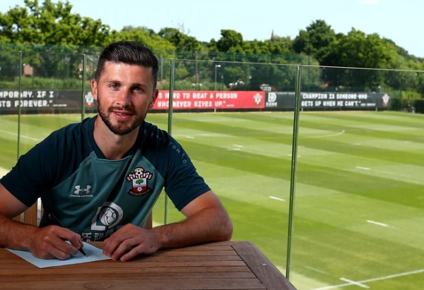 Shane Long signs a two-year contract extension at Southampton