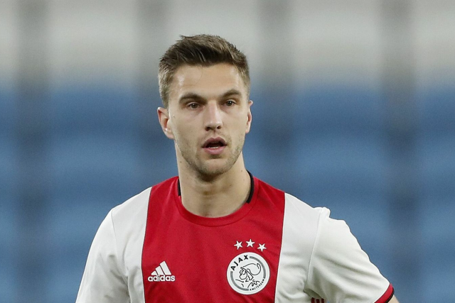 Netherlands defender Veltman leaves Ajax for Brighton