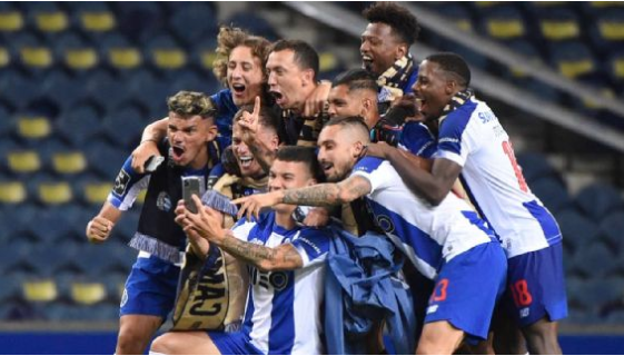 Porto celebrate 29th league title after dethroning Benfica