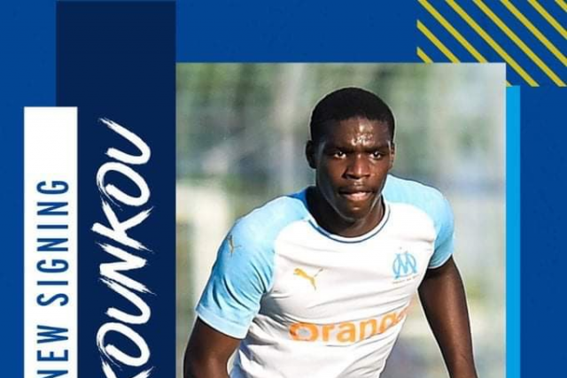 Everton sign Nkounkou from Marseille