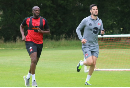 Yaya Toure trains with Leyton Orient