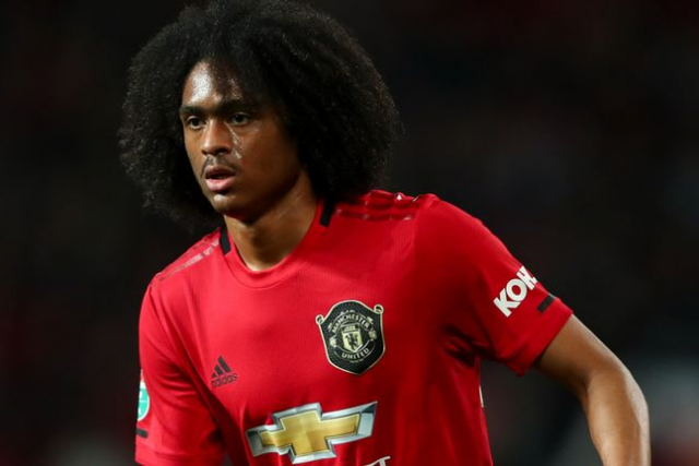 Manchester United winger Tahith Chong joins Werder Bremen on loan
