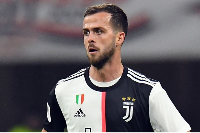 Pjanic tests positive for Covid-19