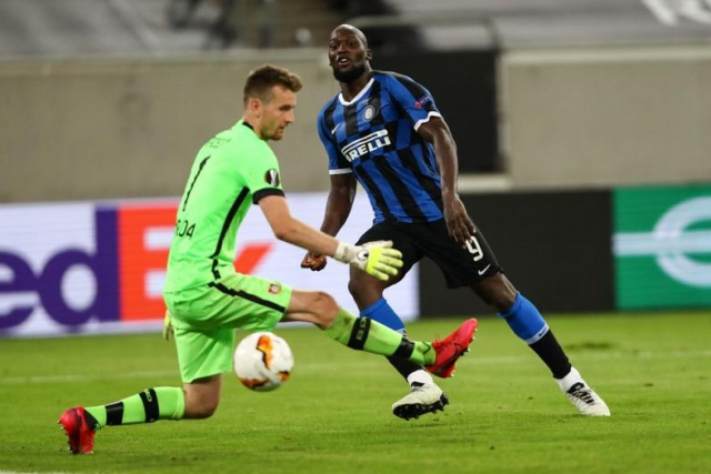 Romelu Lukaku sets Europa League scoring record