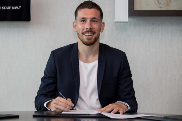Tottenham sign Pierre-Emile Hojbjerg from Southampton