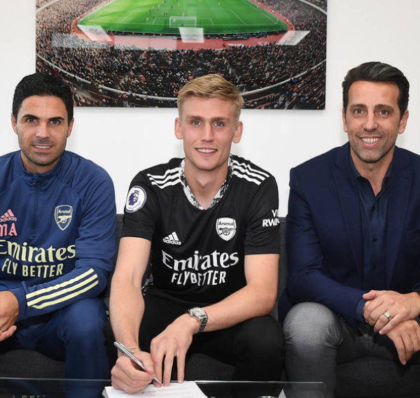 Arsenal sign goalkeeper Alex Runarsson from Dijon