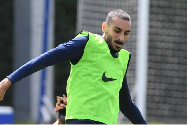 Chelsea loan defender Zappacosta to Genoa