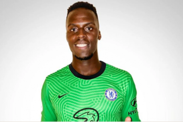 Chelsea sign goalkeeper Edouard Mendy from Rennes.