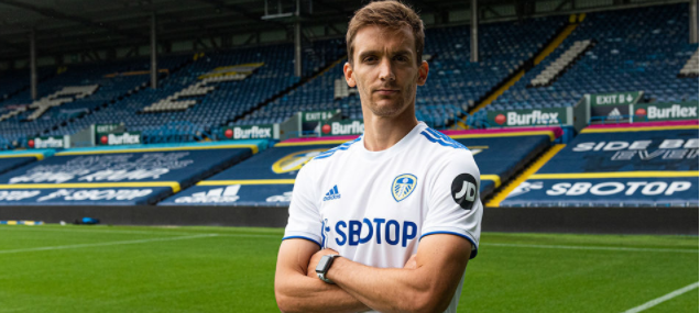 Leeds United sign Diego Llorente from Real Sociedad