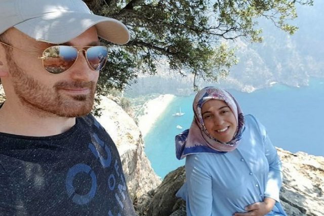 Turkish man pushes his wife off the cliff after taking selfies with her