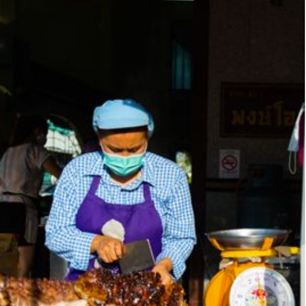 Thai city where people wake up at 4:00 am for breakfast