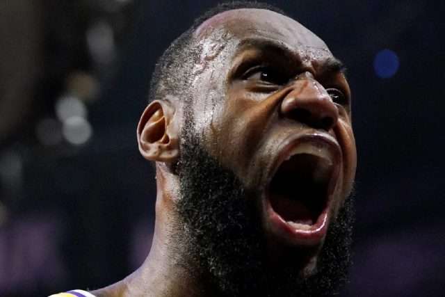 LeBron James becomes the first NBA player with $1 billion in career earnings