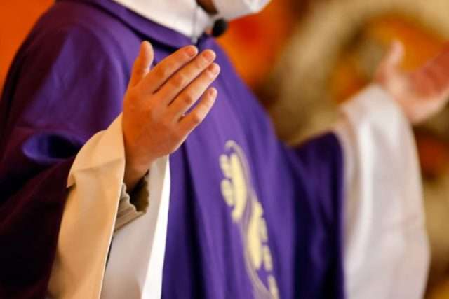 More than 200,000 minors sexually abused by the French Catholic clergy for the last 70 years