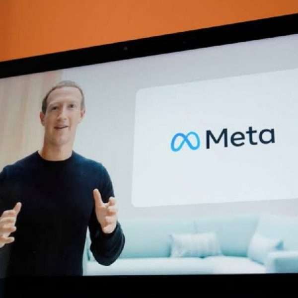 Facebook changes name to Meta