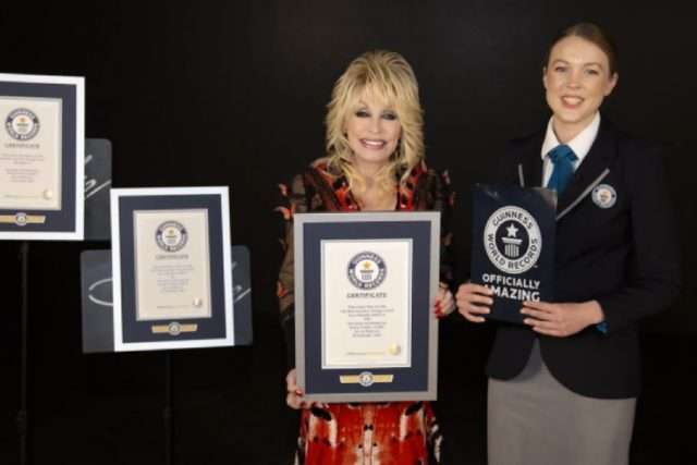 Dolly Parton breaks 3 Guinness World Records