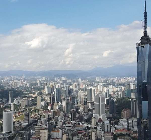 The second tallest building in the world is a 118-storey skyscraper 2,227 ft tall and is complete (photos)