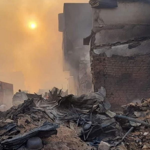 A large fire engulfs a market in Somaliland