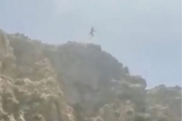 Father jumps off cliff to his death while his wife and son were filming and watching