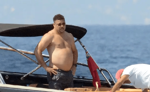 The Brazilian football legend Ronaldo taking a vacation with girlfriend Celina in Ibiza