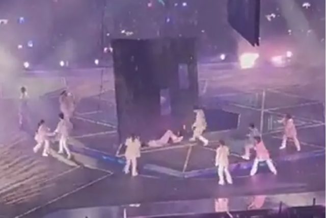 Video monitor falls and crashes dancers below in Hong Kong Coliseum