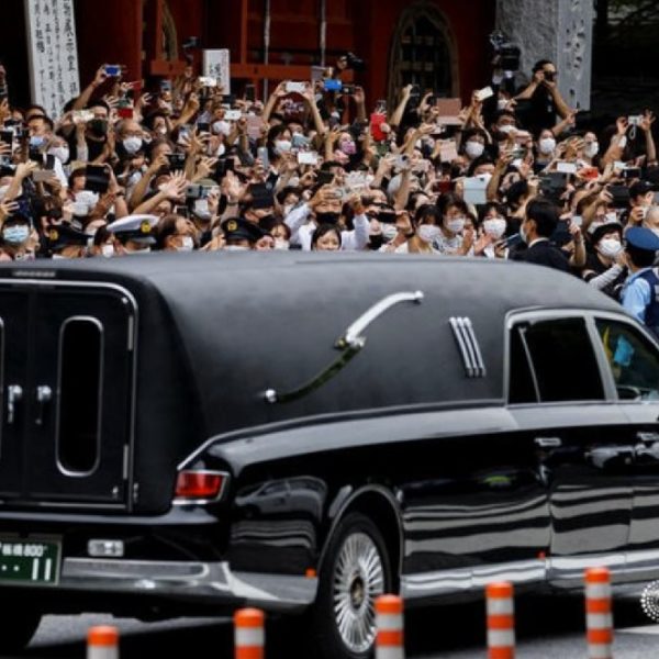 Japanese say goodbye to the former PM Shinzo Abe at funeral days after he was assassinated