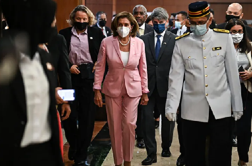 Nancy Pelosi lands in Taiwan despite the threats from china