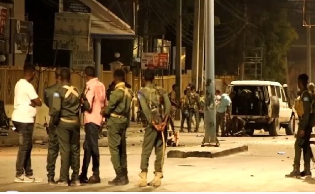 Al-Shabab militants attack Hayat Hotel in Mogadishu and hold everyone hostage