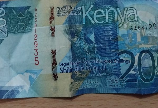 Shortage of KES 200 notes from local banks as politicians and their allies withdraw then for alleged voter bribery