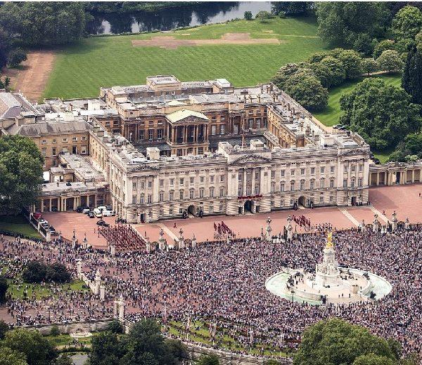 Buckingham Palace – the most expensive residence in the world