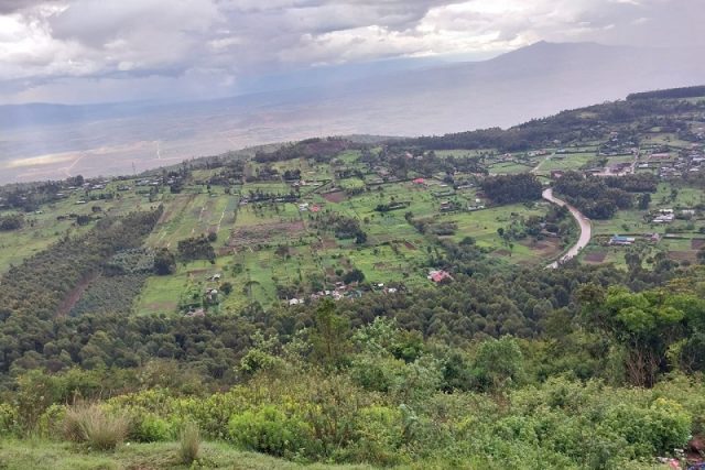 Mau Mau road floods in the escarpment