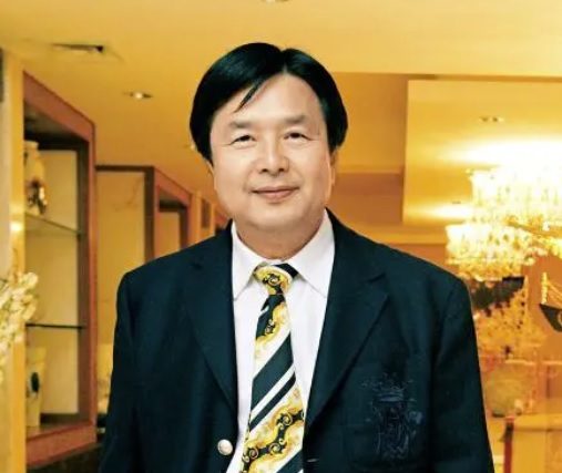 Billionaire Francis Choi the King of TOYS