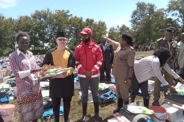 Govt Spokesman Isaac Mwaura addresses issue of floods in Kisumu County