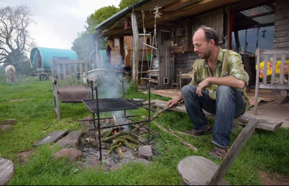 British off grid family frugal lifestyle