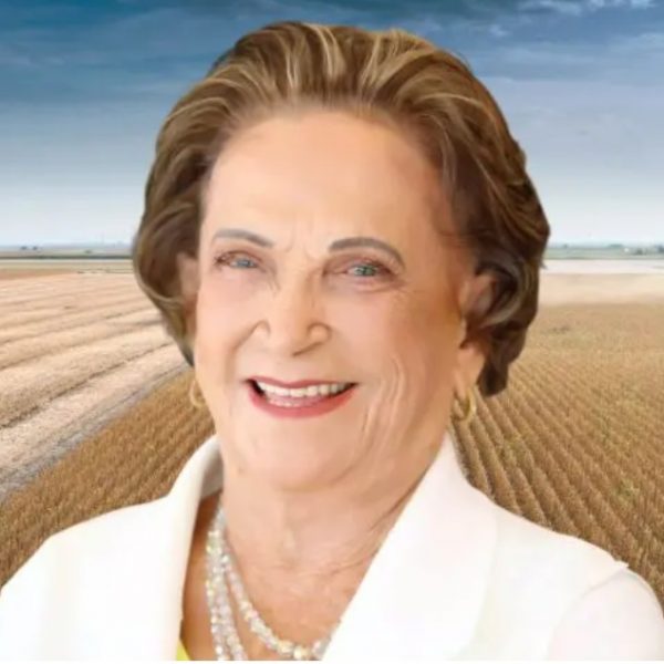 Lucia Maggi & family net worth $1 billion